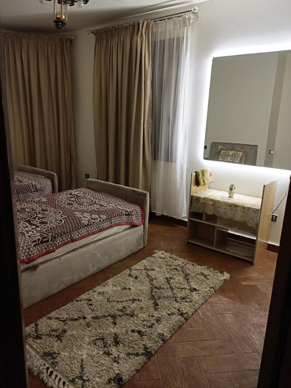 افضل موقع علي النيل و ممشي اهل مصر و فندق سميراميس Apartamento *