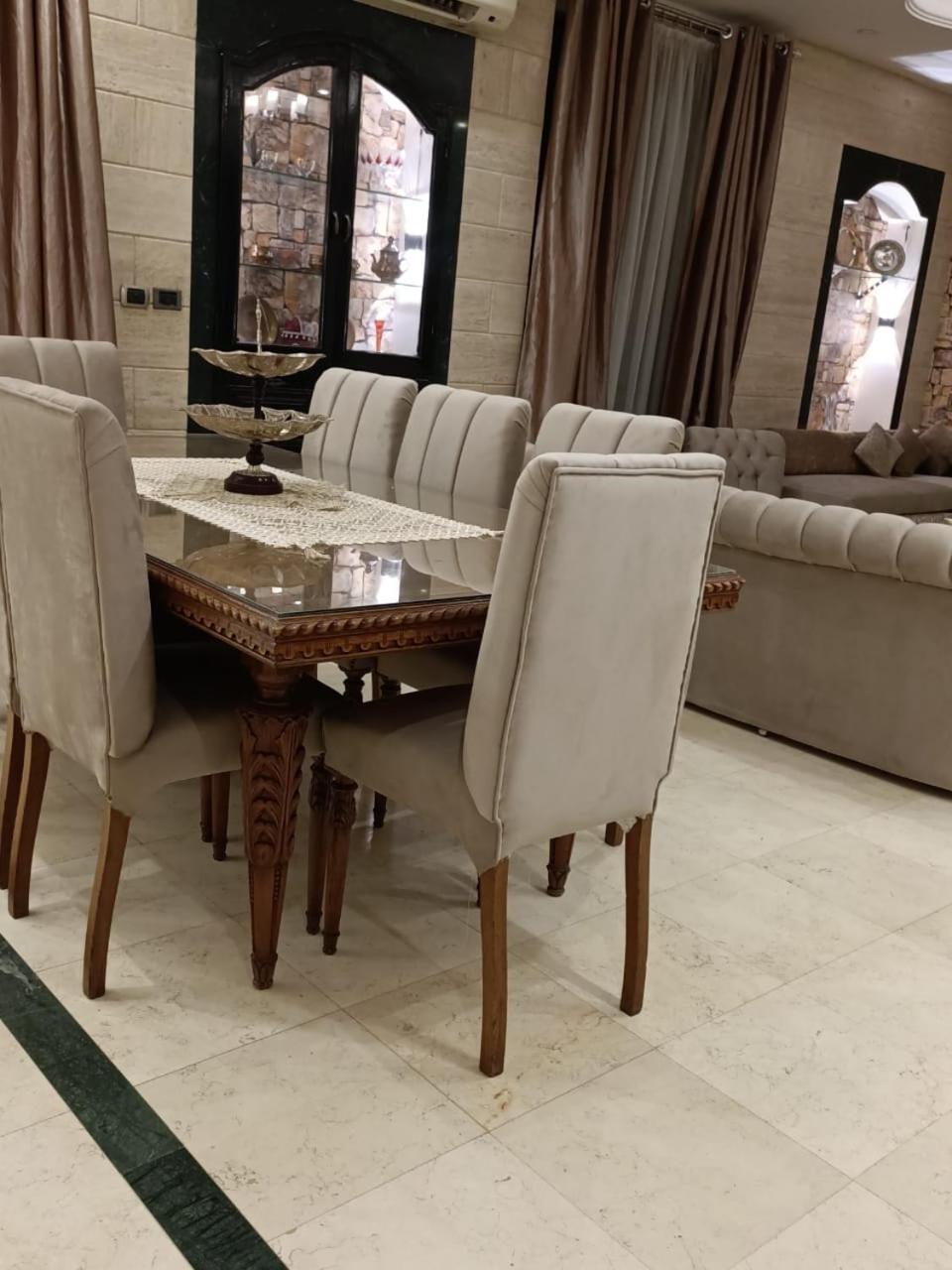 افضل موقع علي النيل و ممشي اهل مصر و فندق سميراميس Apartamento *